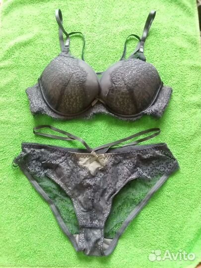 Комплект нижнего белья новый