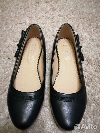 Туфли новые, 23,5 см по стельке