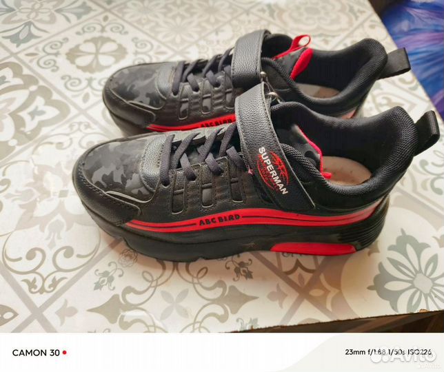 Кроссовки для спорта размер 40