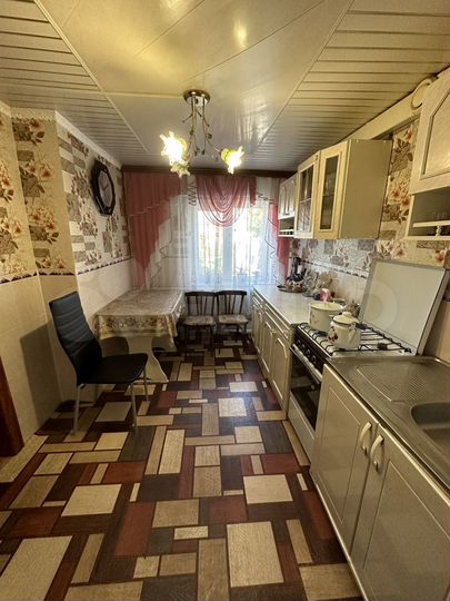 Дом 64 м² на участке 6 сот.