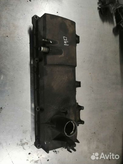 Клапанная крышка Рено Логан Сандеро