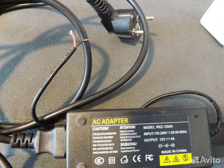 Адаптер на 12 в 4.5 ватт