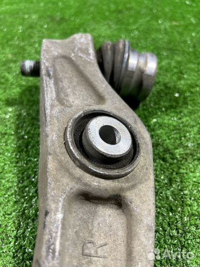 Рычаг передний правый Audi A4 B8 CDN 2012