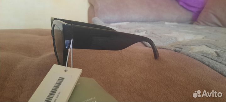 Солнцезащитные очки женские брендовые