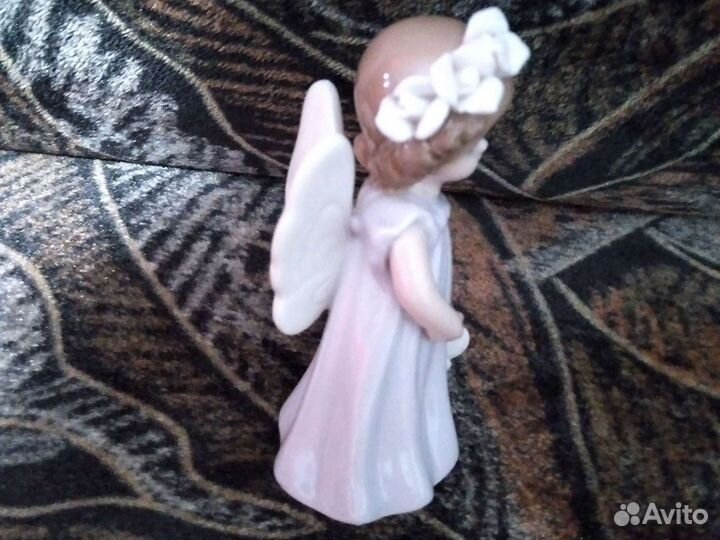 Фарфоровая статуэтка, ангелочек девочка, Англия