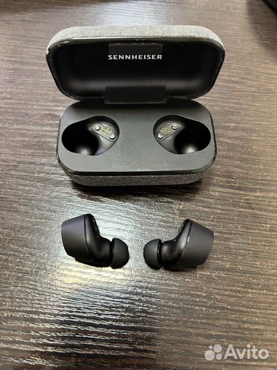 Беспроводные наушники sennheiser momentum 2