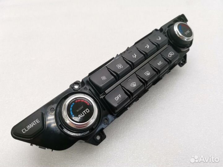 Блок управления климат-контролем Kia Sportage 4