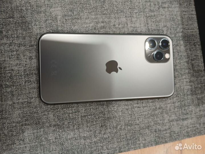 iPhone 11 Pro, 256 ГБ