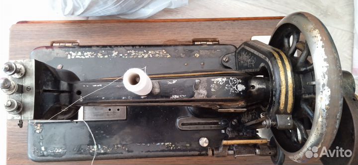 Антиквариат. Швейная машинка Клеменс Мюллер