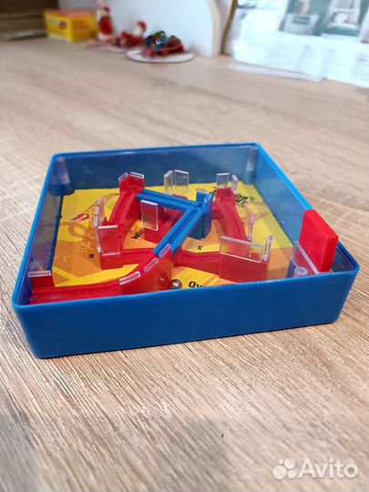 Лабиринт с шариком hot wheels оригинал