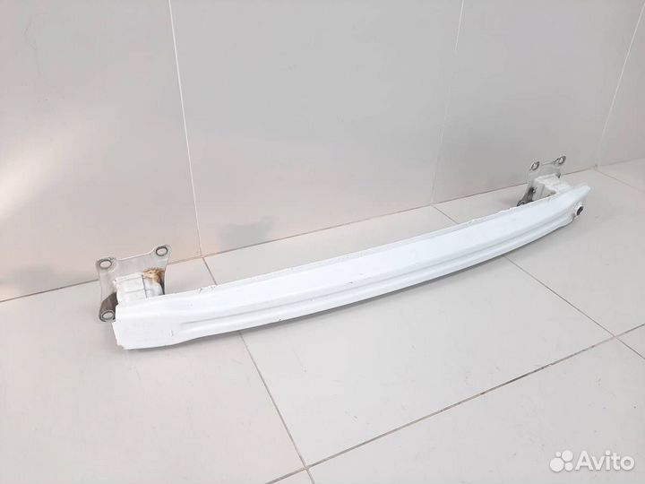 Усилитель заднего бампера Skoda Yeti 2009