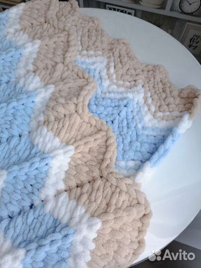 Плюшевый детский плед. Ручная работа