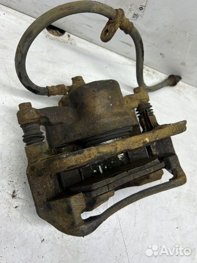 Honda stepwgn RF1 суппорт Передний левый