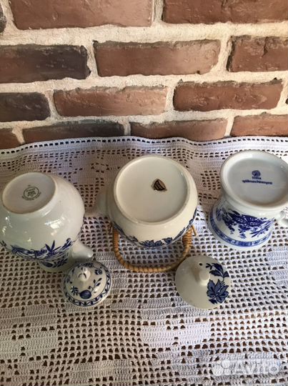 Луковый узор, синий лук поедметы сервировки