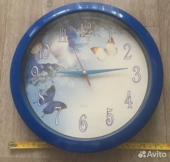 Часы на стену с плавающей стрелкой