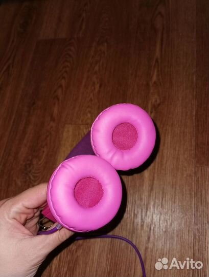 Проводные наушники