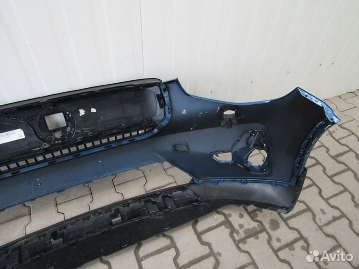 Бампер передний Volvo XC40