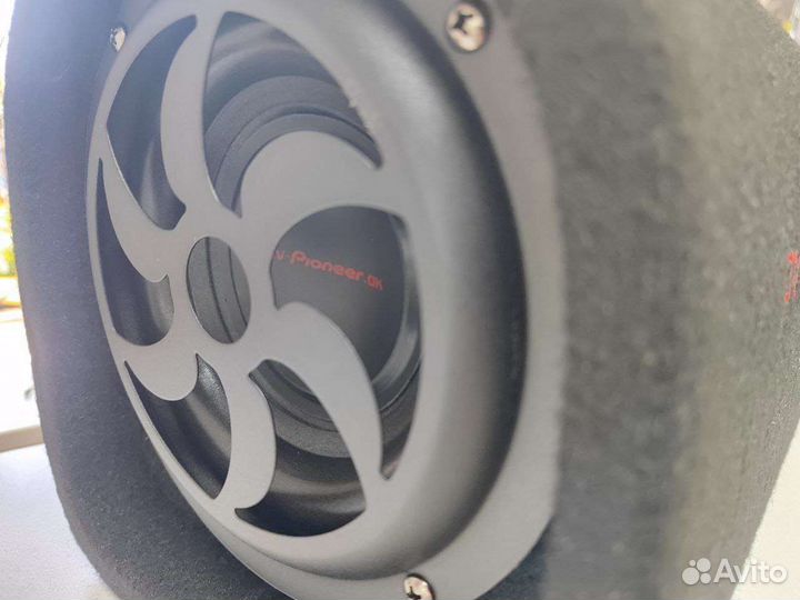 Сабвуфер активный Pioneer 6