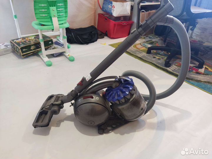 Пылесос Dyson DC41C