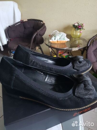 Туфли женские на удобной танкетке, черные, 39