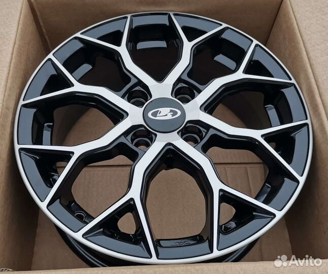 LADA Vesta, Largus R15 новые