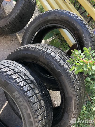 Roadstone Winguard Ice SUV 225/60 R17