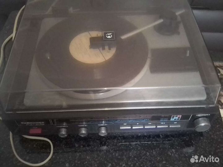 Проигрыватель винила