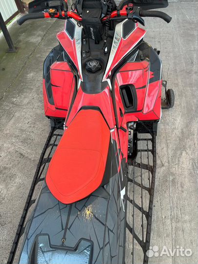 Снегоход BRP Summit 850 expert