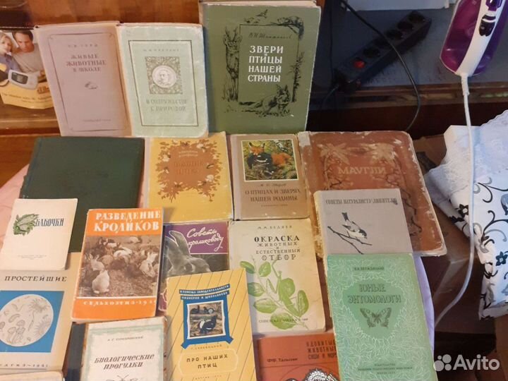 Книги о растениях, бабочках, рыбках, кролика