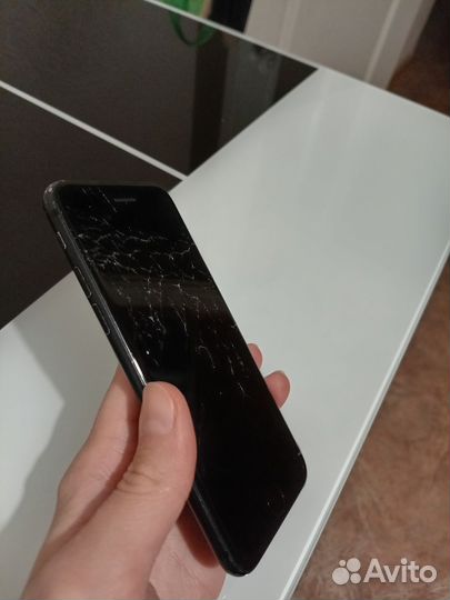 Телефон