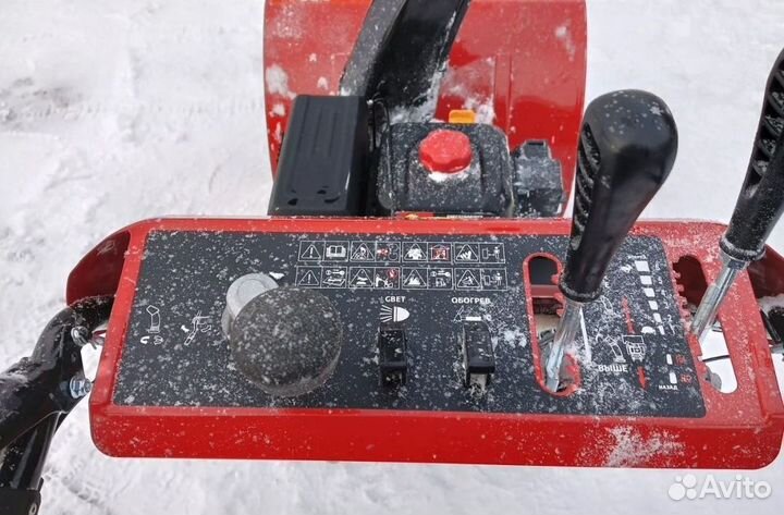 Снегоуборщик DEE