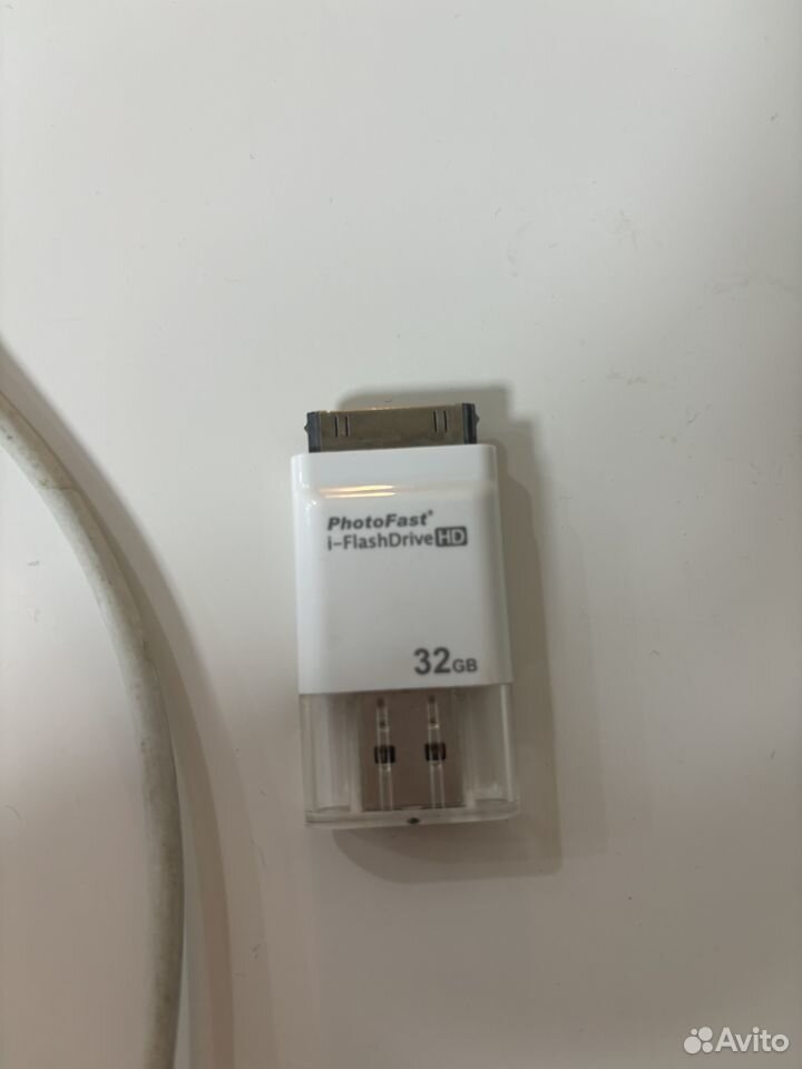 Флеш-накопитель 32GB