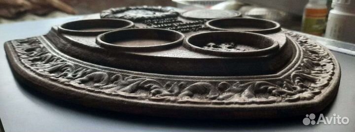 Пано резное под монеты Екатерины ll