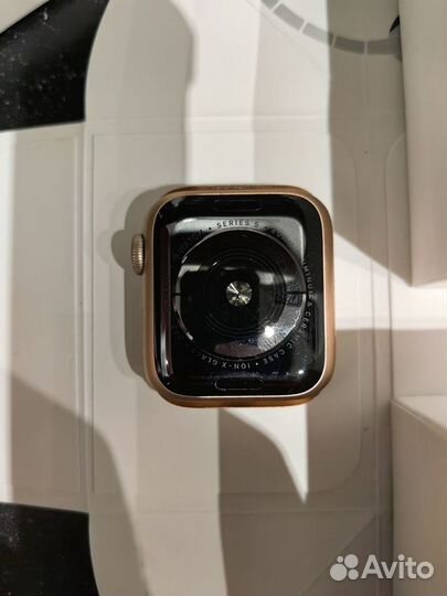 Apple watch series 5 40mm