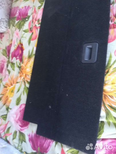 Короб для богажника. Сиденья 3й ряд. Крышка