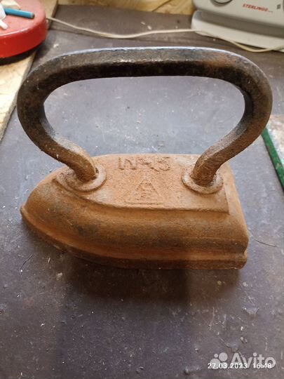 Утюг чугунный старинный