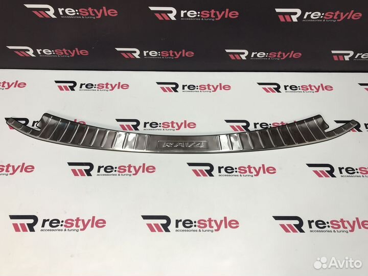 Накладка заднего бампера Toyota Rav4 XA40 2м R385