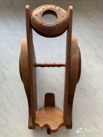 Подставка для винных бутылок