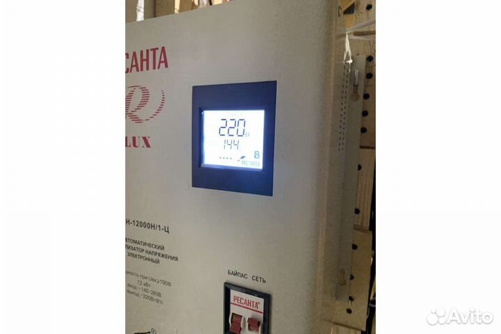 Стабилизатор напряжения Ресанта асн 12000н/1-ц