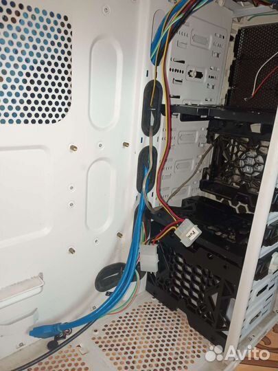 Игровой корпус AeroCool xpredator X1