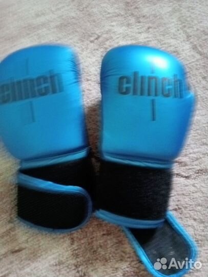 Перчатки боксерские clinch aero 10 OZ