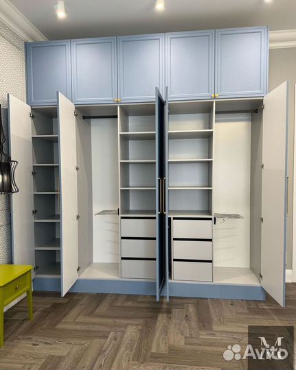 Стильный шкаф