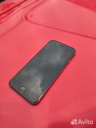 Телефон iPhone 6 32
