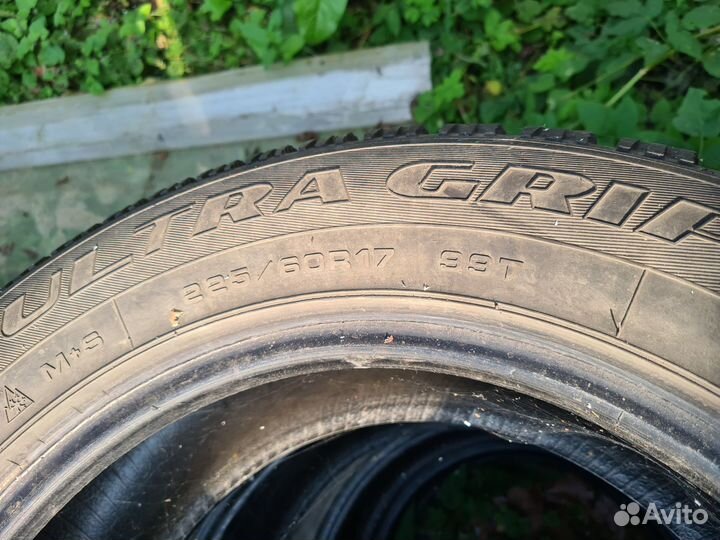 Goodyear UltraGrip 500 225/60 R17 M