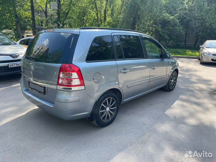 Машина на разбор Opel Zafira B A05 Z18XER