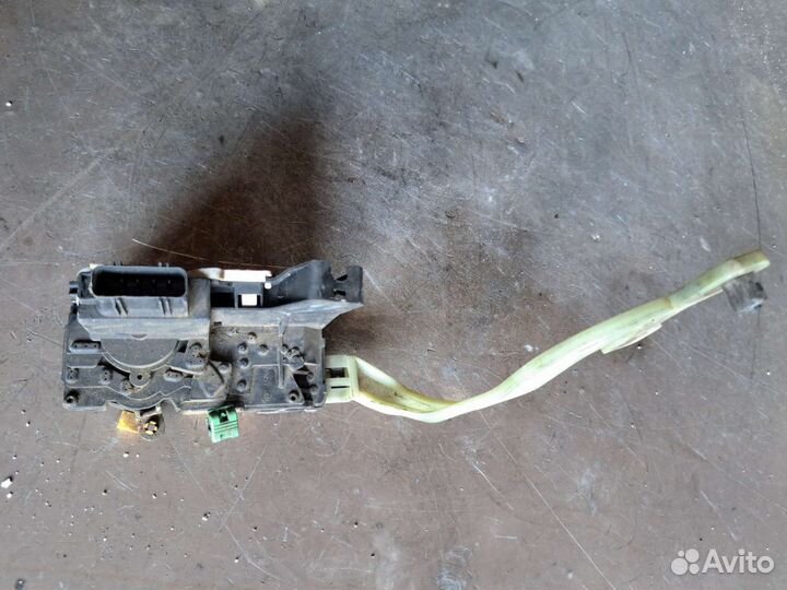 Замок двери передний Jaguar s-type