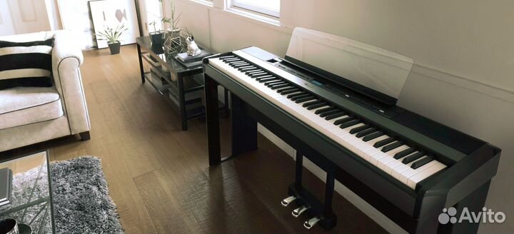 Yamaha P-515 (Новое фортепиано из Европы)