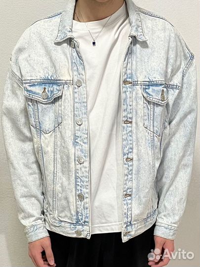 Джинсовая куртка pull bear