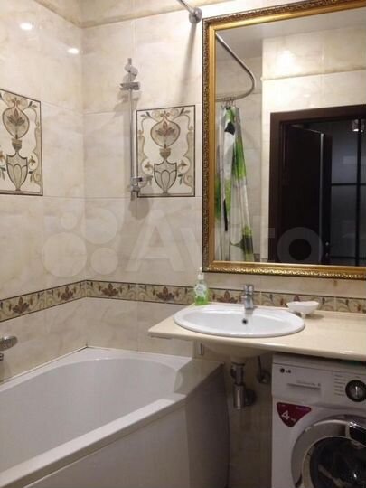 2-к. квартира, 63 м², 4/9 эт.