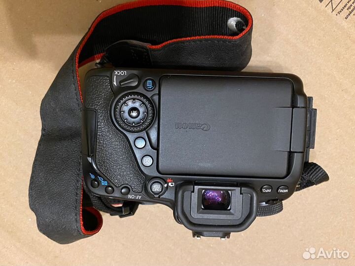 Фотоаппарат Canon EOS 80D body Япония, объективы